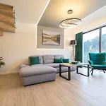 Marron Z Sauną, Bawialnią I Widokiem Na Skrzyczne - Dream Apartament *