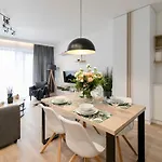 Marron Z Sauną, Bawialnią I Widokiem Na Skrzyczne - Dream Apartament *