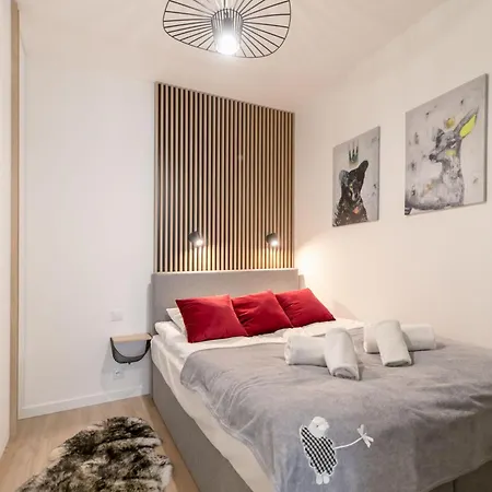 Marron Z Sauna, Bawialnia I Widokiem Na Skrzyczne - Dream Apartment